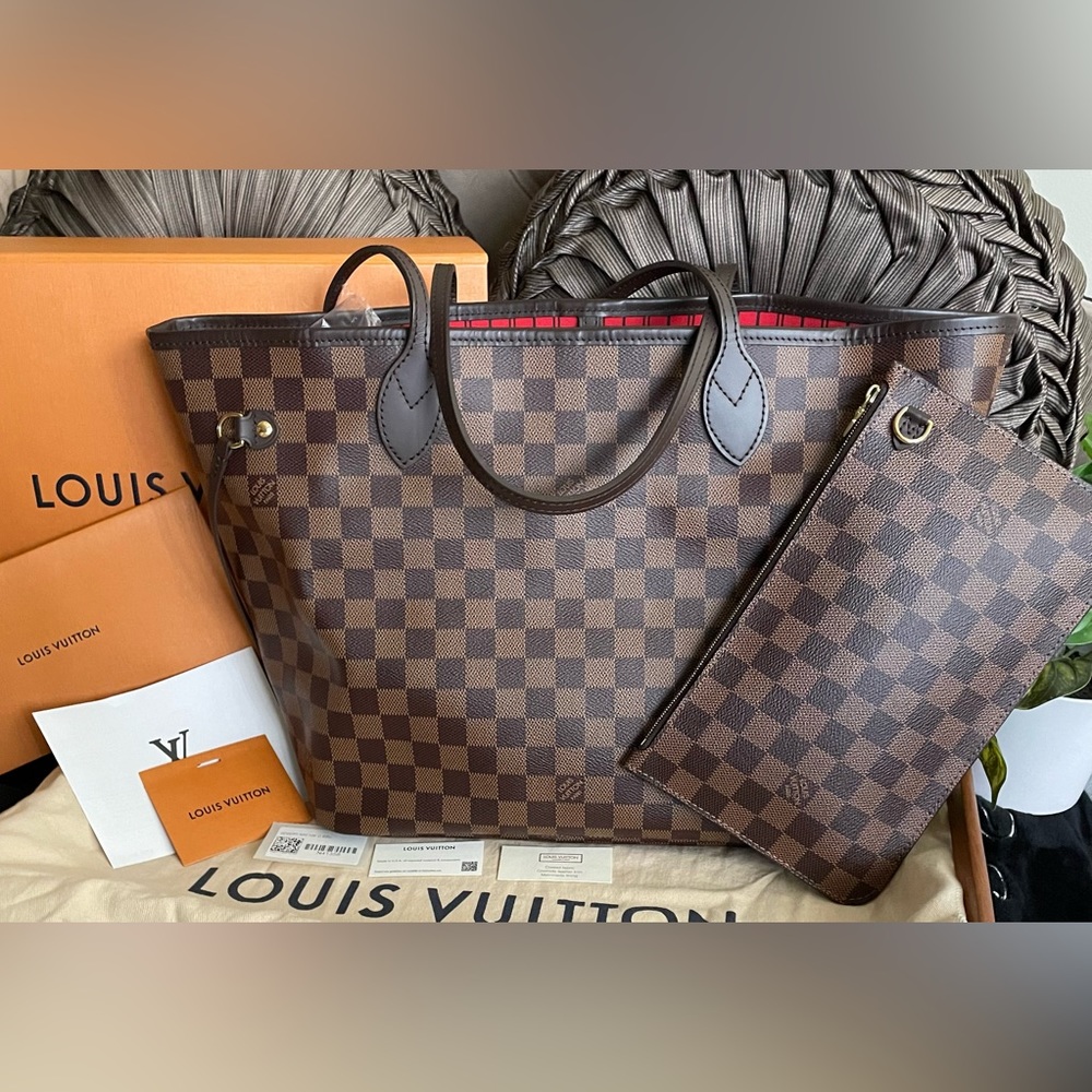 Gorgeous Authentic Louis Vuitton Damier Ebene Neverfull MM, NWT!